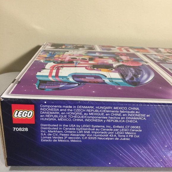 The Lego Movie 70828 Pop-Up Party Bus 1024 pcs Building Block Set - Picture 13 of 16